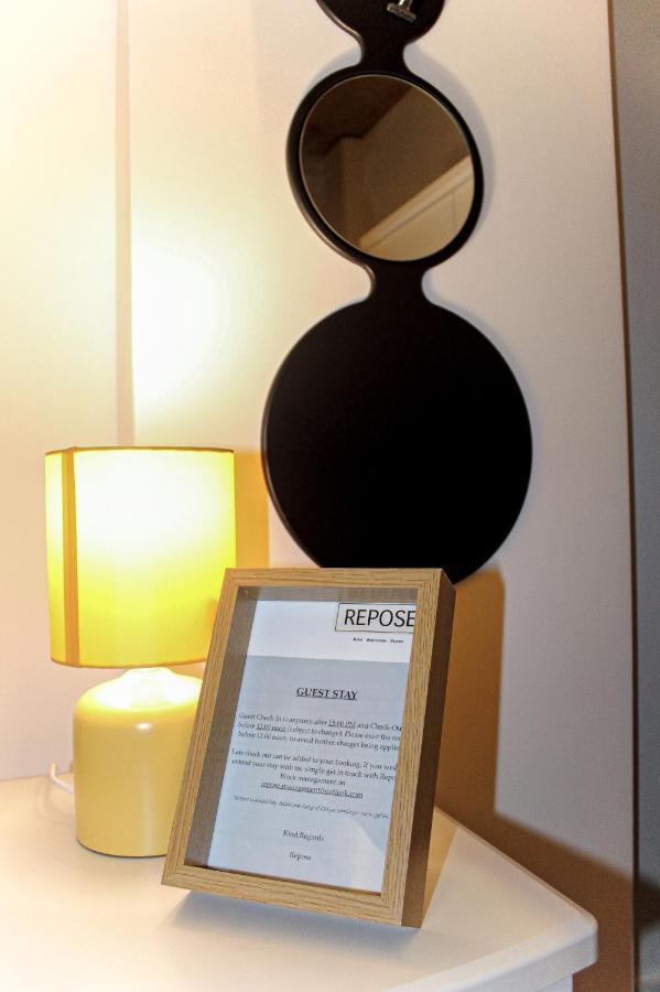Modern Luxury Serviced Duplex Apartments By Repose- 150 Metro Court, Вест-Бромвіч Екстер'єр фото